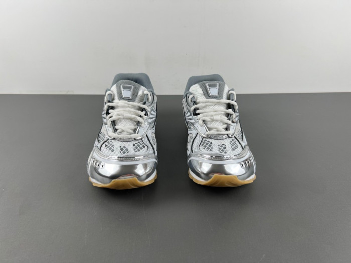Bottega Veneta Orbit 