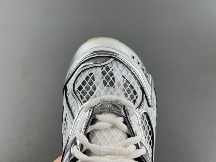 Bottega Veneta Orbit 