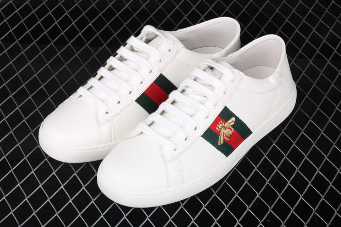 GUCC Ace Embroidered Low-Top Sneaker white with bee ‎429446 02JP0 9064